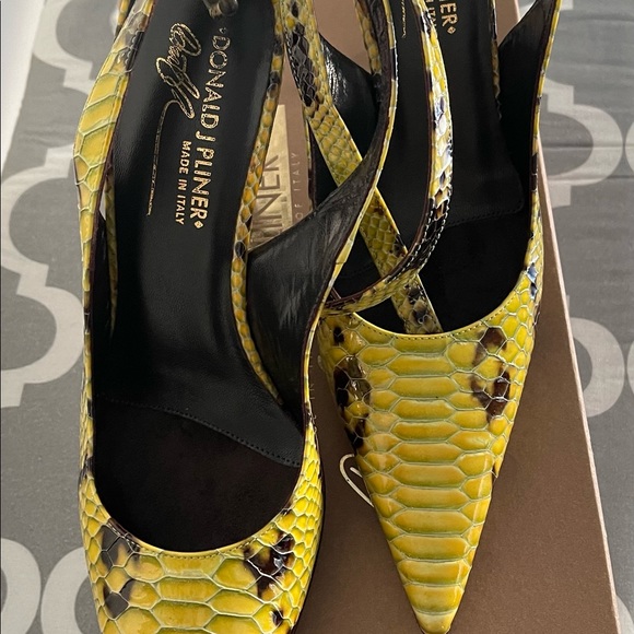 Donald J Pliner Pumps python sz 9N NIB - Picture 3 of 11